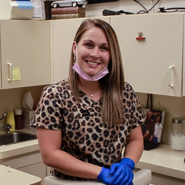 Amanda - Robert B. Guttry DDS - Longview TX