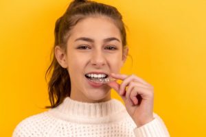 girl wearing invisalign